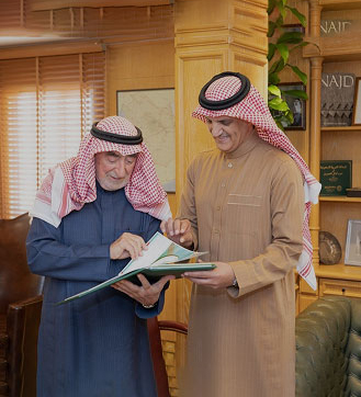 Gallery Image 3 - Conference Stage